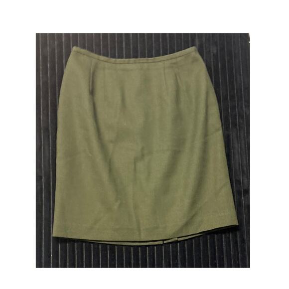 Amanda Smith Petites Women’s Wool Skirt 10P Army Green A-Line Pleated 20” - Picture 1 of 3